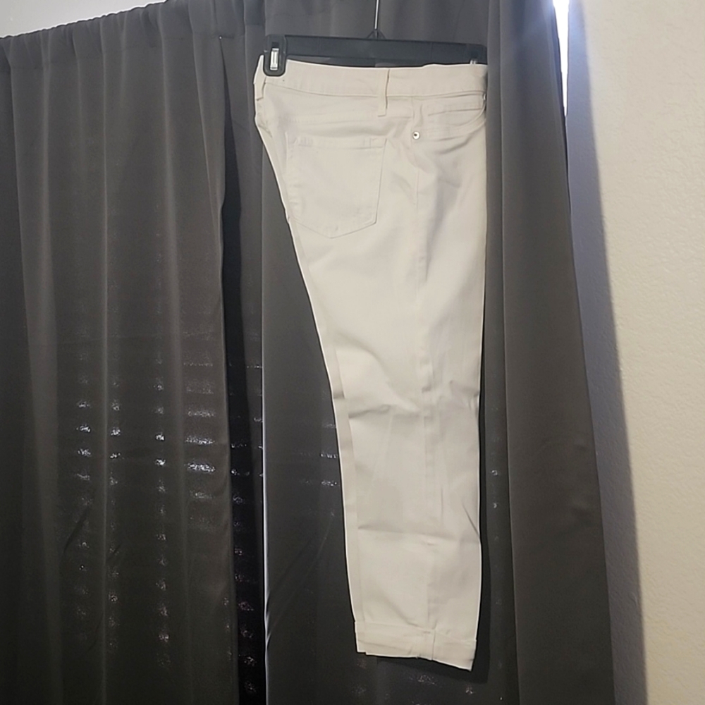 Bebe White Denim Size 28